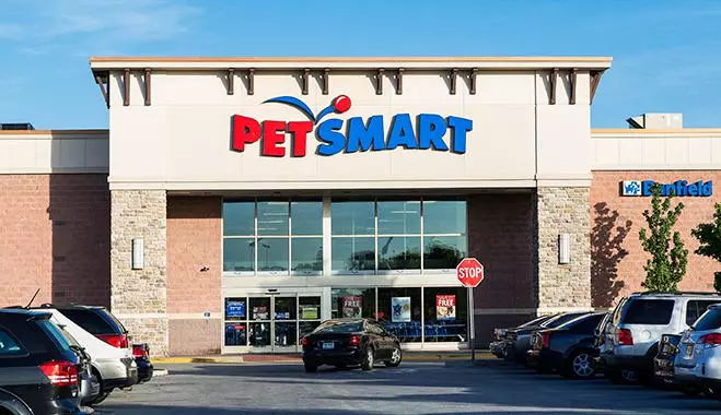 行业洞察 全美最大宠物用品超市Petsmart的风江南官网险提示(图1)